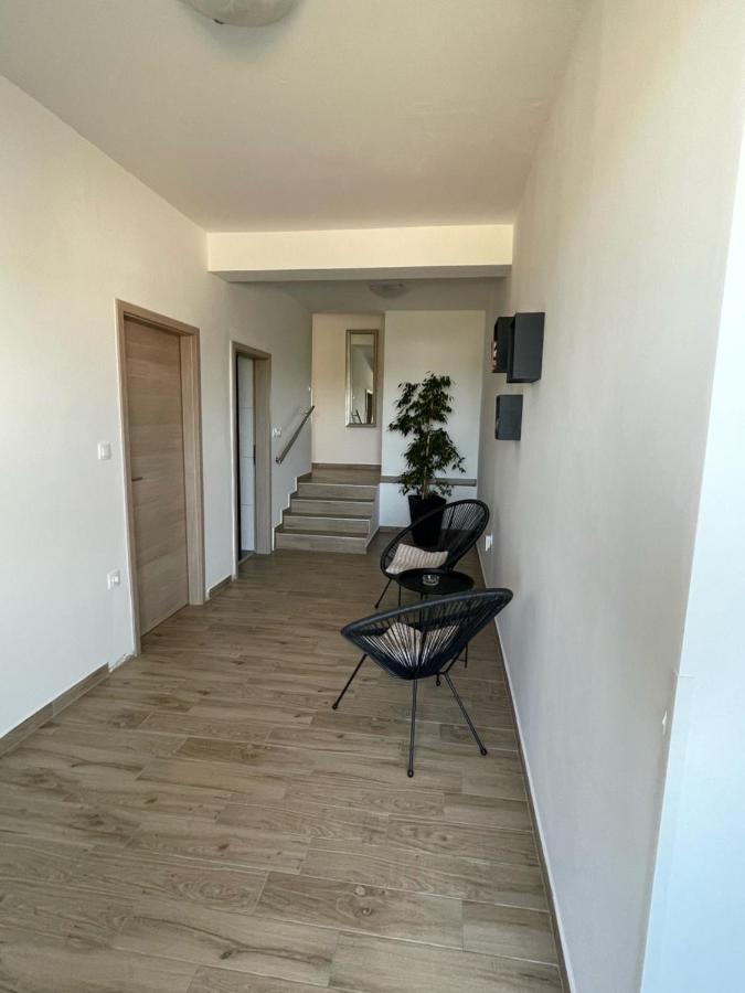 Apartman Varea Ližnjan Exteriér fotografie
